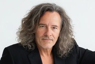 Porträtfoto von M. Kuehnle  - Autor der Urlogik Buchreihe